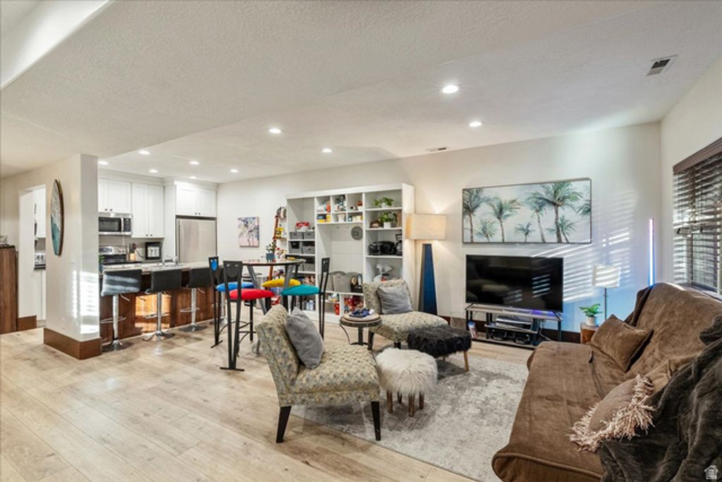 Image 36 of property listing at 1054 E 200 S, Salt Lake City, UT 84102