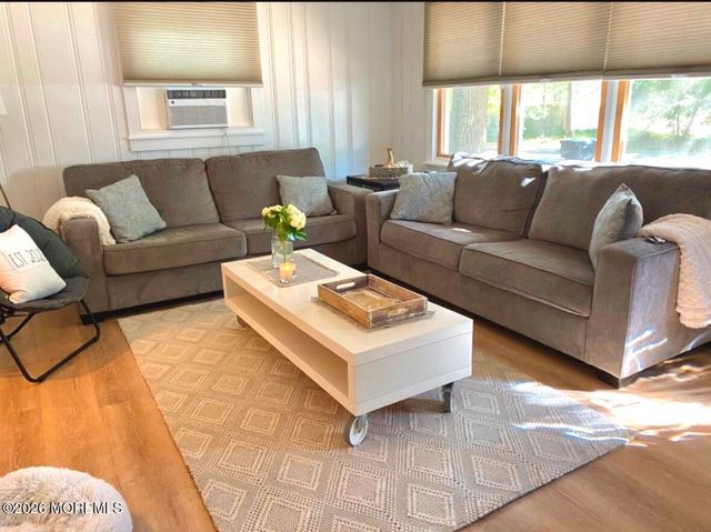 1970 South Street, Toms River, NJ 08753