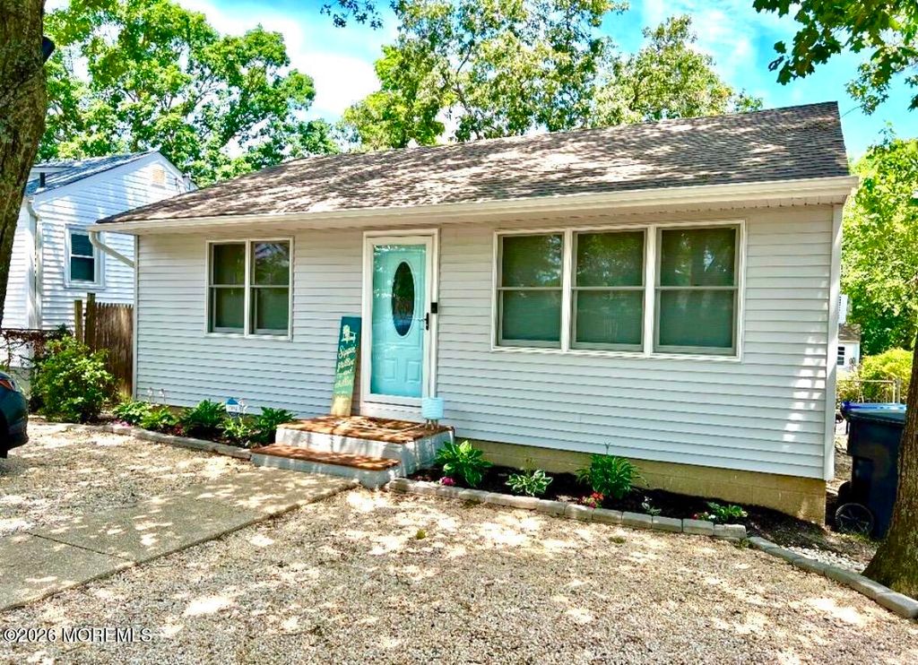 1970 South Street, Toms River, NJ 08753
