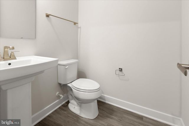 4709 CREST VIEW DR, Hyattsville, MD 20782