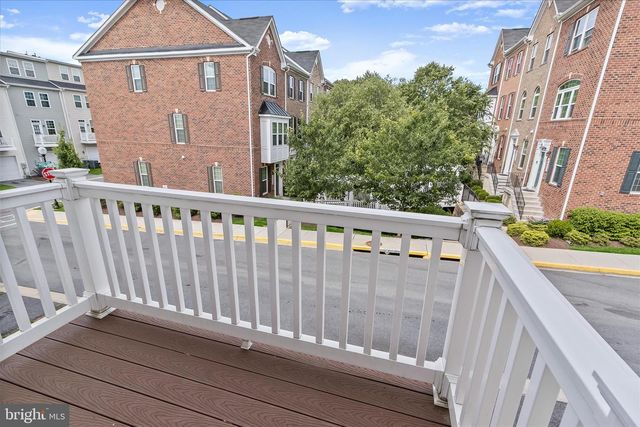 4709 CREST VIEW DR, Hyattsville, MD 20782