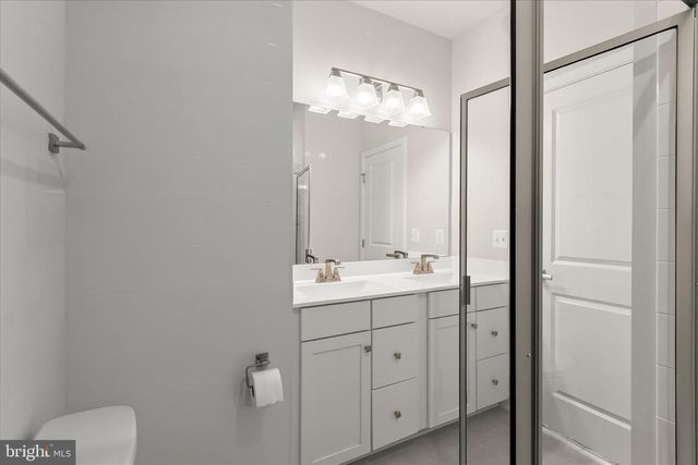 4709 CREST VIEW DR, Hyattsville, MD 20782