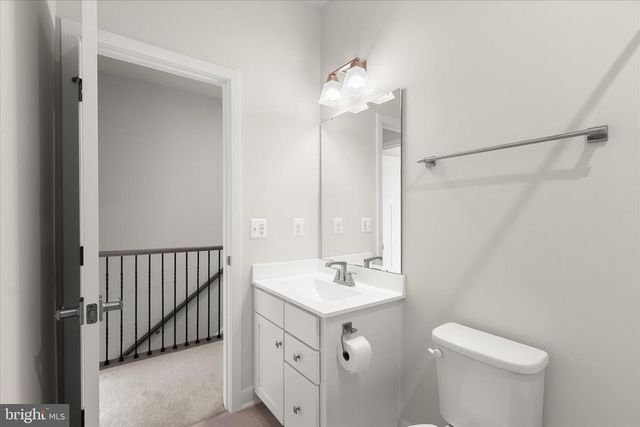 4709 CREST VIEW DR, Hyattsville, MD 20782