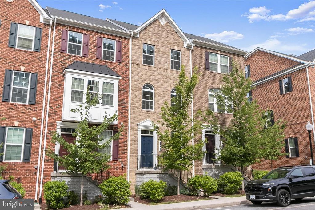 Image 1 of property listing at 4709 CREST VIEW DR, Hyattsville, MD 20782