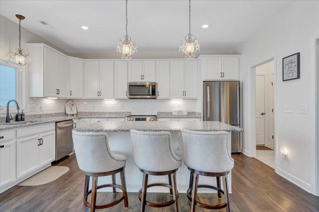 79 Norborne ST, Daleville, VA 24083