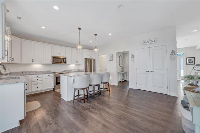 79 Norborne ST, Daleville, VA 24083