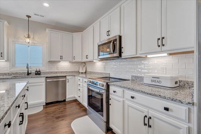 79 Norborne ST, Daleville, VA 24083