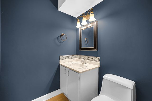 6318 Prideham Street 6318, Downers Grove, IL 60516