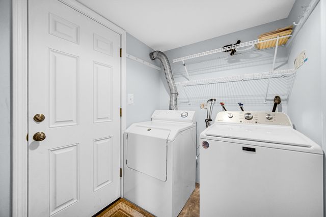 6318 Prideham Street 6318, Downers Grove, IL 60516