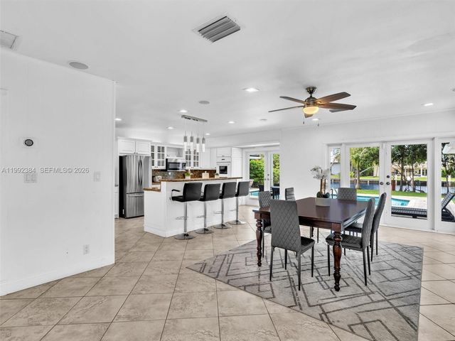 413 Tamarind Dr, Hallandale Beach, FL 33009