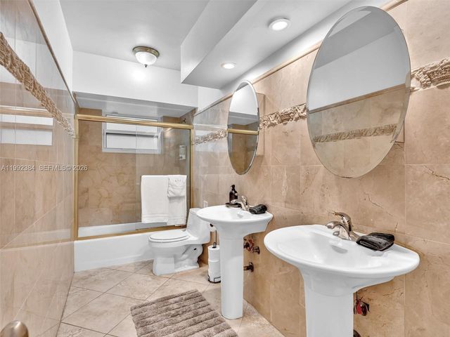 413 Tamarind Dr, Hallandale Beach, FL 33009