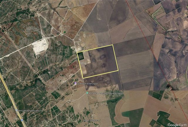 109 County Road 385, George West, TX 78022