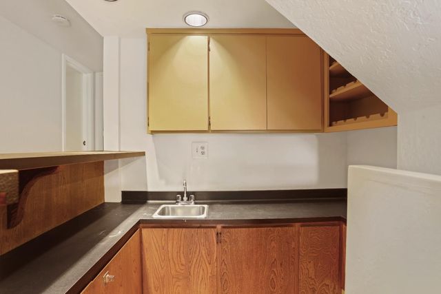 6371 Mulberry Ln, Stockton, CA 95212