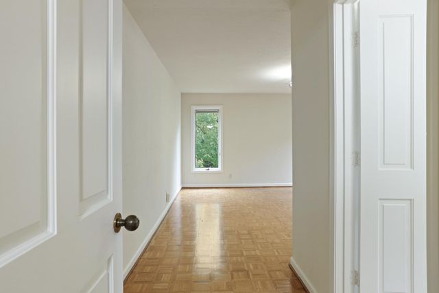 6371 Mulberry Ln, Stockton, CA 95212