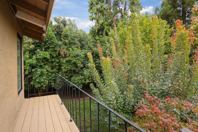 6371 Mulberry Ln, Stockton, CA 95212