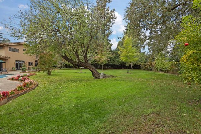 6371 Mulberry Ln, Stockton, CA 95212