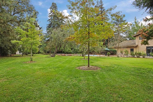 6371 Mulberry Ln, Stockton, CA 95212