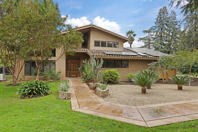 6371 Mulberry Ln, Stockton, CA 95212