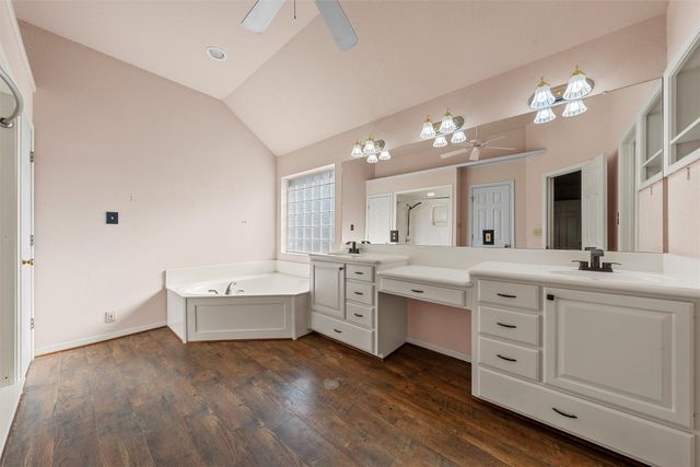 108 Hidden Oaks Drive, Waco, TX 76705