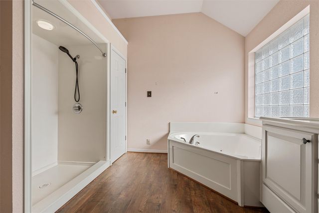 108 Hidden Oaks Drive, Waco, TX 76705