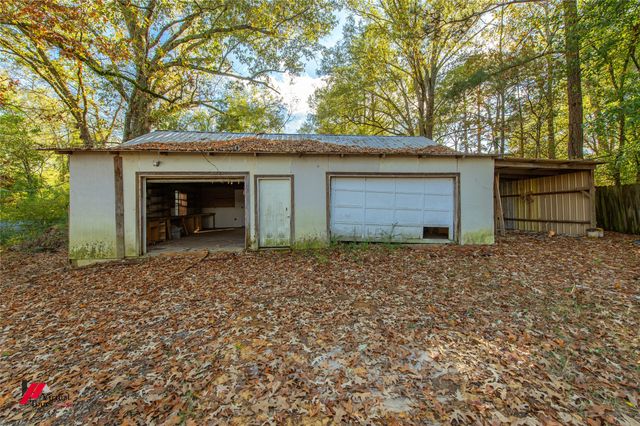 339 Flournoy Lucas Road, Shreveport, LA 71106