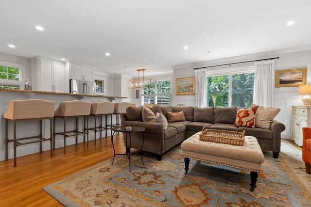 174 State St 1, Newburyport, MA 01950