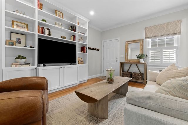 174 State St 1, Newburyport, MA 01950
