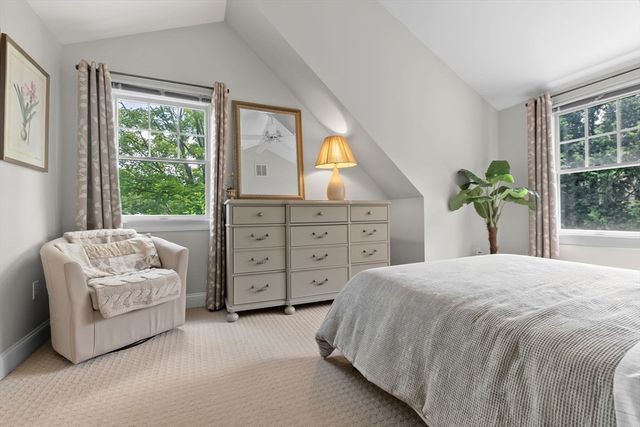 174 State St 1, Newburyport, MA 01950