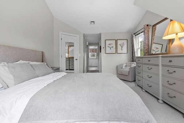174 State St 1, Newburyport, MA 01950