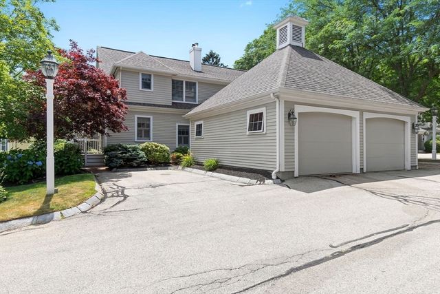 174 State St 1, Newburyport, MA 01950