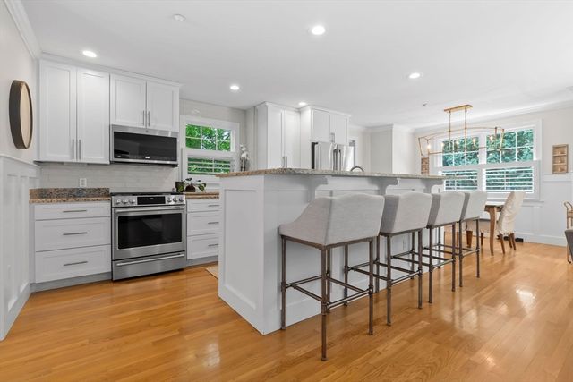 174 State St 1, Newburyport, MA 01950