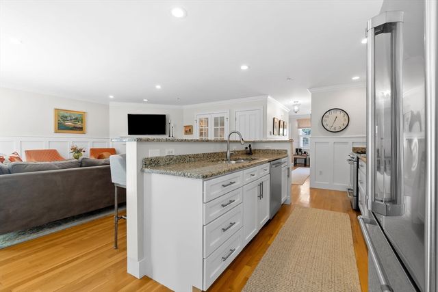 174 State St 1, Newburyport, MA 01950