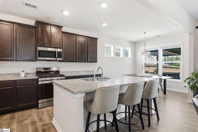 108 Ashborne Lane, Simpsonville, SC 29681