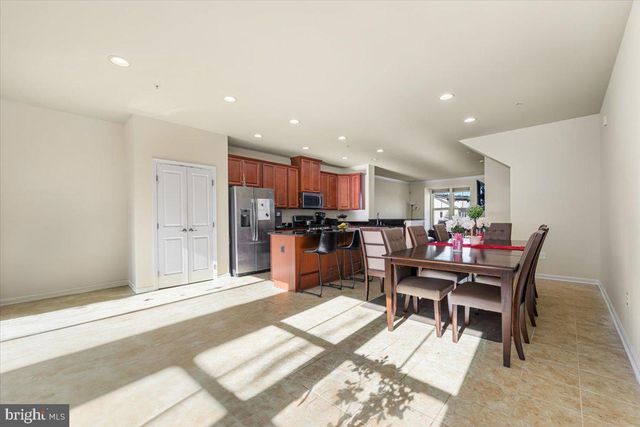 9137 LANDON HOUSE LN, Frederick, MD 21704