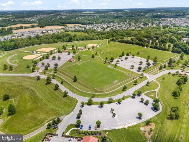 9137 LANDON HOUSE LN, Frederick, MD 21704