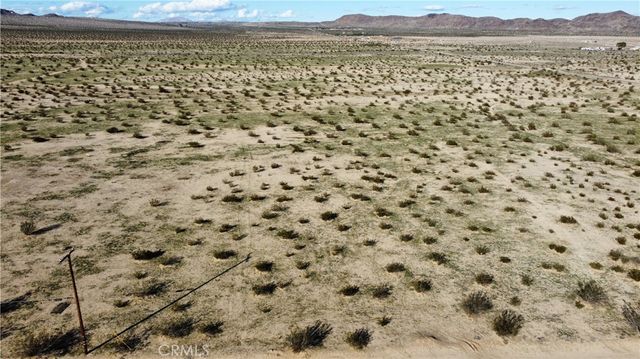 5 Sunflower Road, Joshua Tree, CA 92252