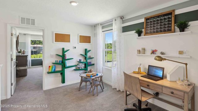 10460 Tucker Road, Weeki Wachee, FL 34613