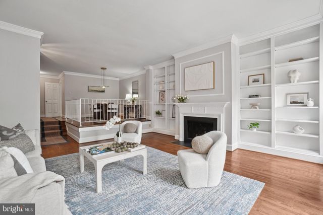 414 3RD ST SE, Washington, DC 20003