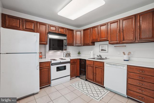 414 3RD ST SE, Washington, DC 20003