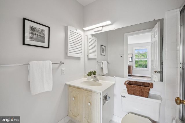 414 3RD ST SE, Washington, DC 20003