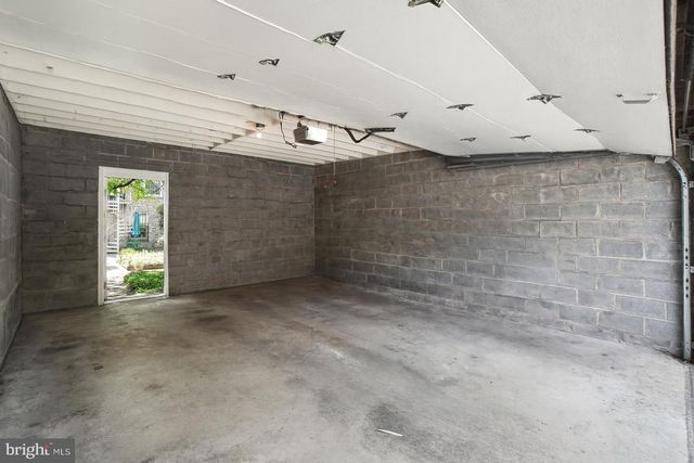 414 3RD ST SE, Washington, DC 20003