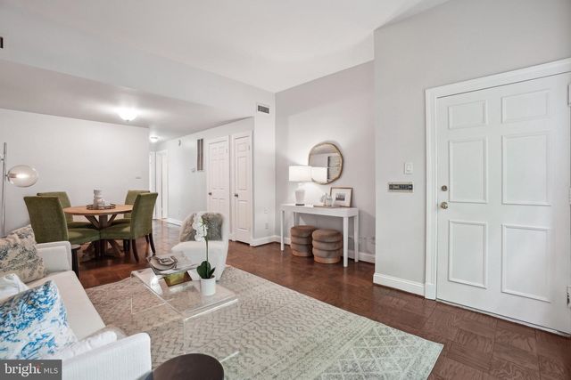 414 3RD ST SE, Washington, DC 20003