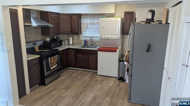 97 Waldo Avenue, Bloomfield, NJ 07003