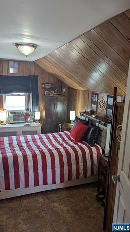 97 Waldo Avenue, Bloomfield, NJ 07003