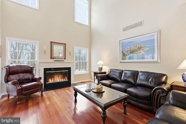 1600 CLYDESDALE, Yardley, PA 19067