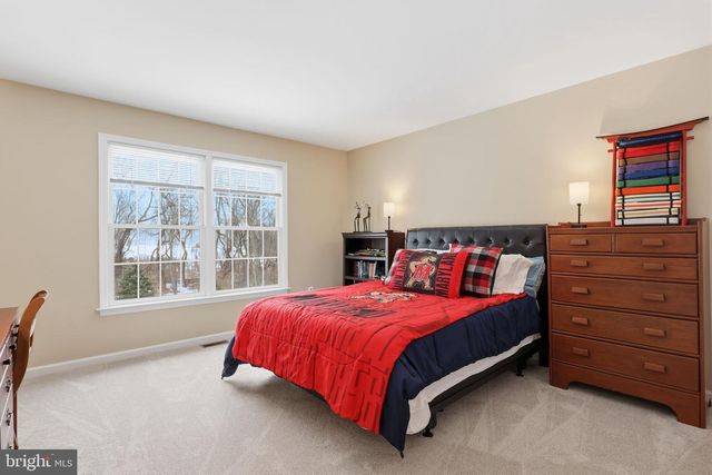 1600 CLYDESDALE, Yardley, PA 19067