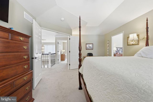 1600 CLYDESDALE, Yardley, PA 19067