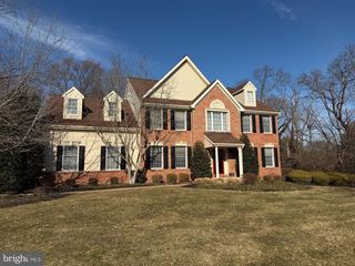 1600 CLYDESDALE, Yardley, PA 19067