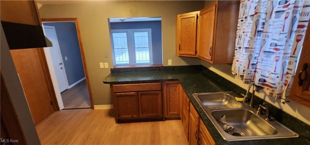 17418 Biltmore Avenue, Cleveland, OH 44128