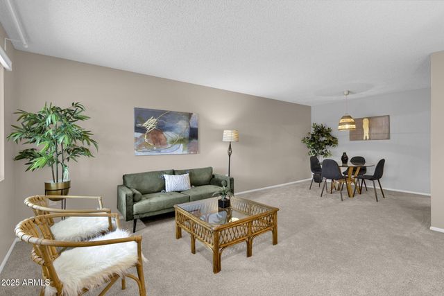 10547 W COGGINS Drive, Sun City, AZ 85351